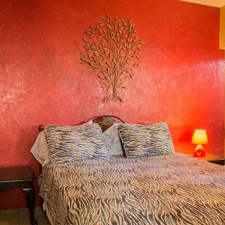 One32 Guest House Кингстън Екстериор снимка